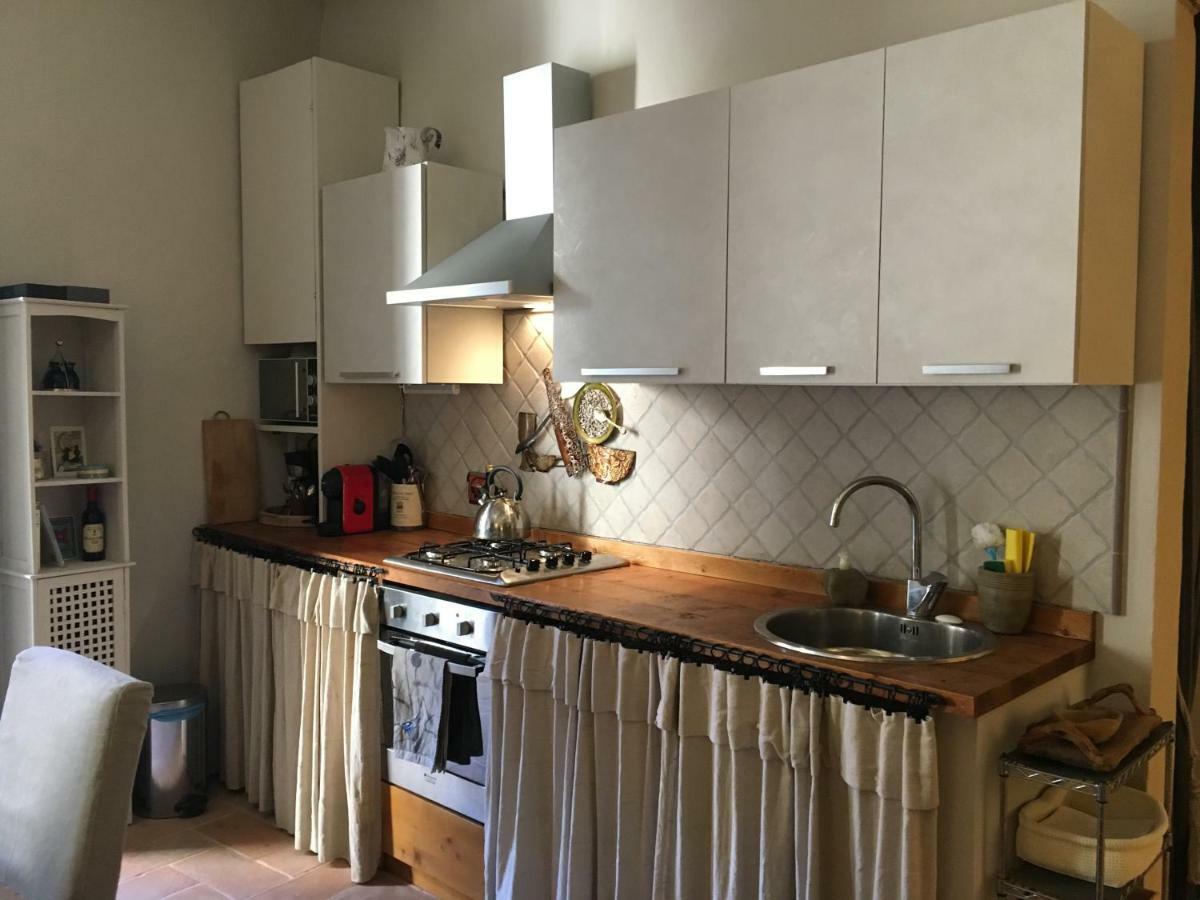 Apartamento Il Rifugio Dell' Artista Todi Exterior foto