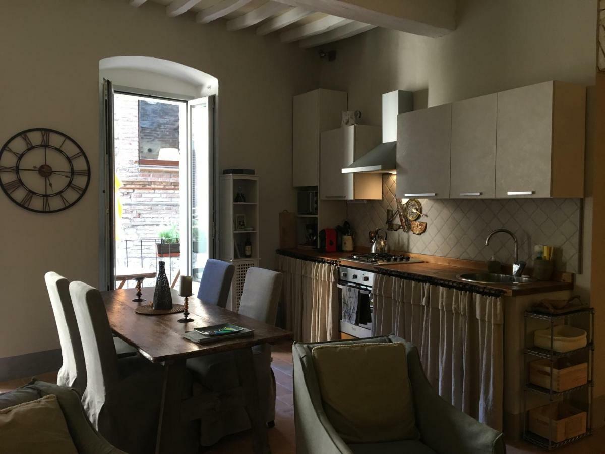 Apartamento Il Rifugio Dell' Artista Todi Exterior foto